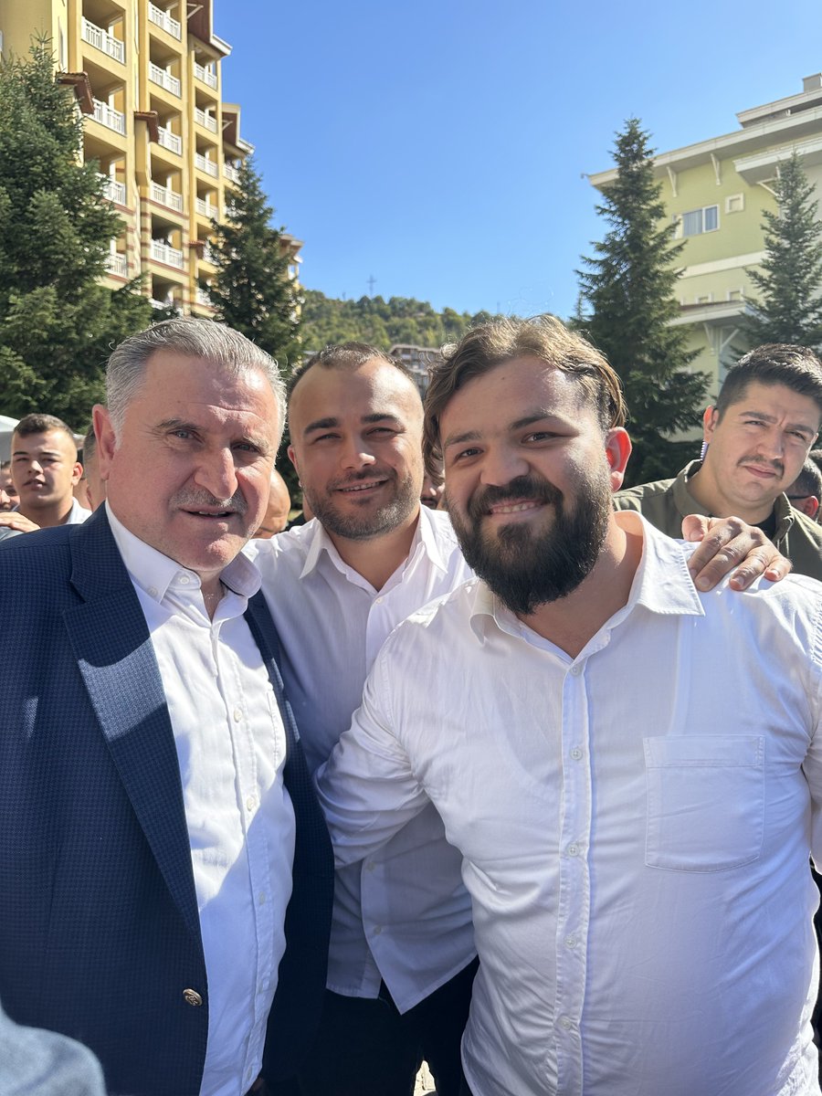 Murat DONBAY 🇹🇷 (@murat_dnby) on Twitter photo Çok Değerli Bakanım Sn.Dr.Osman Aşkın Bak Gençlik ve Spor Bakanımız İle
<a href="/OA_BAK/">Dr. Osman Aşkın Bak</a>
<a href="/gencliksporbak/">Gençlik ve Spor Bakanlığı 🇹🇷</a>
<a href="/GSBgenclik/">Gençlik Hizmetleri</a> Çok Değerli Bakanım Sn.Dr.Osman Aşkın Bak Gençlik ve Spor Bakanımız İle
<a href="/OA_BAK/">Dr. Osman Aşkın Bak</a>
<a href="/gencliksporbak/">Gençlik ve Spor Bakanlığı 🇹🇷</a>
<a href="/GSBgenclik/">Gençlik Hizmetleri</a>