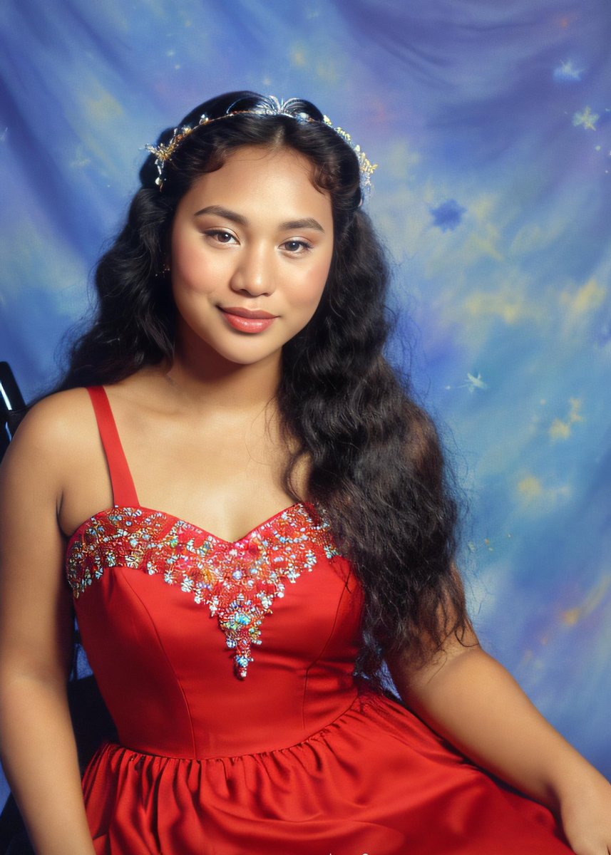 Ptrsnpllns's tweet photo. AI TREND: DIFFERENT VERSION OF ME AND FOR YOU! ❤️❤️❤️🤪

As 7-year-old, 14-year-old and an 18-year-old DISNEY PRINCESS. https://t.co/MFptyUktz8