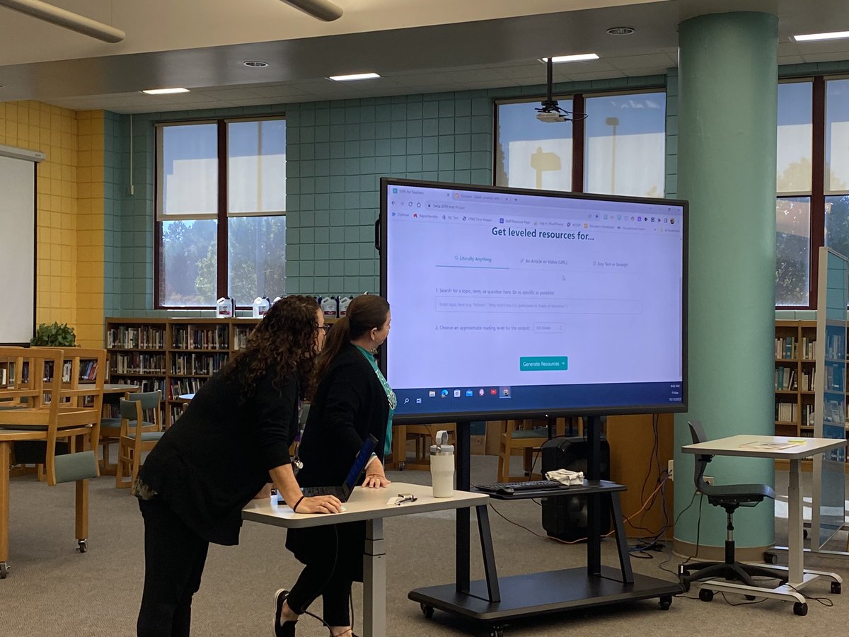 SummerDail's tweet image. These Seahawks did an amazing job presenting what they’ve learned during their learning cycle. Teachers presented on AI tools and Blended learning strategies! I am so proud of the work that the staff at SHS is doing. Keep soaring Seahawks! #SeahawkNation