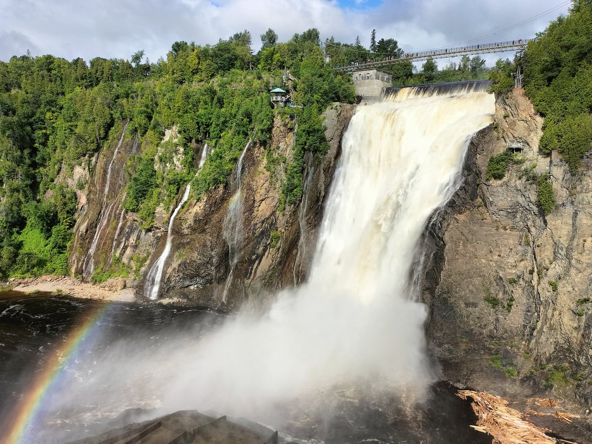 rincones_y's tweet photo. Cascadas de MONTMORENCY 🇨🇦 - Puedes ver el vídeo Completo en el Canal de YouTube: https://t.co/0C9or9Vjus
#montmorency #montmorencyfalls #quebec #quebecregion #viajesporelmundo #travelphotography #travelblogger #traveler #viajesyrinconesdelmundo #canada https://t.co/nDI0ur6K7T