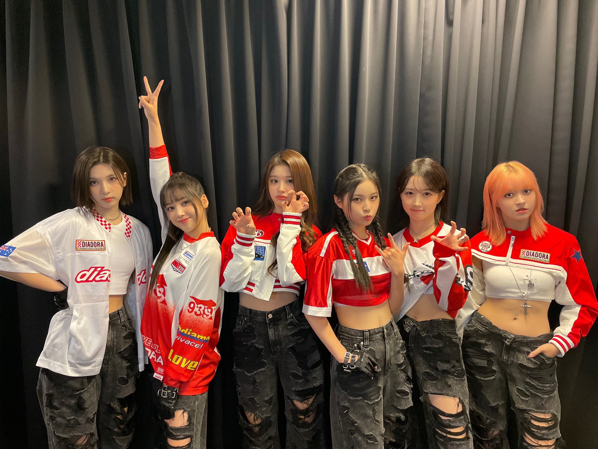 F8ZSuXLaoAA-AMw?format=jpg&name=large