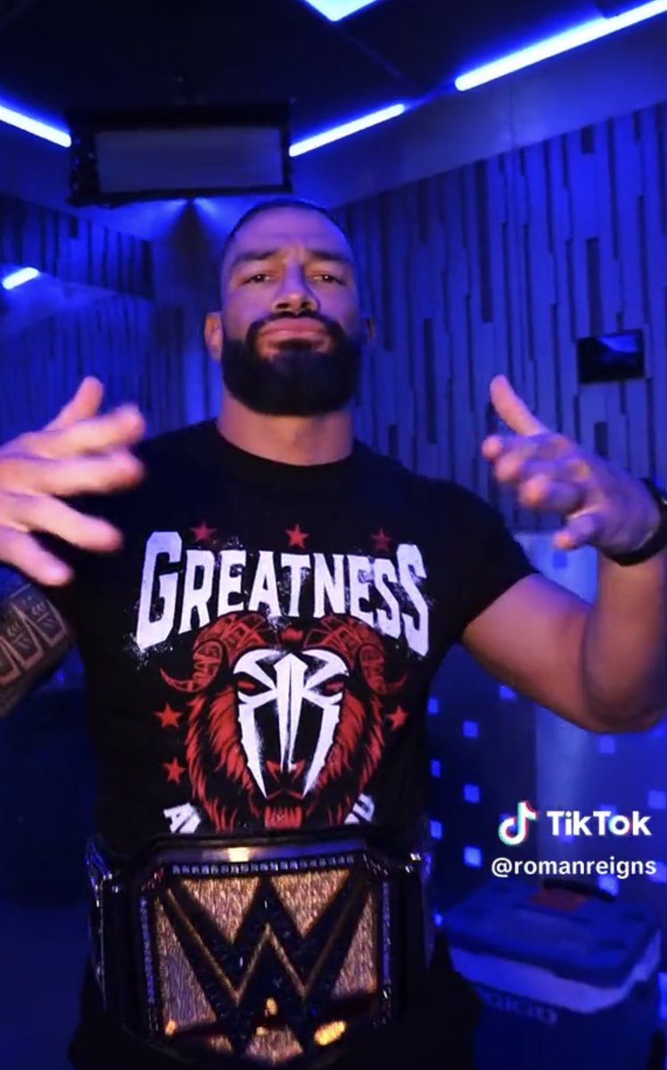 нαη∂у ⸜❤︎⸝‍ ~*Roman Reigns*~ tweet media