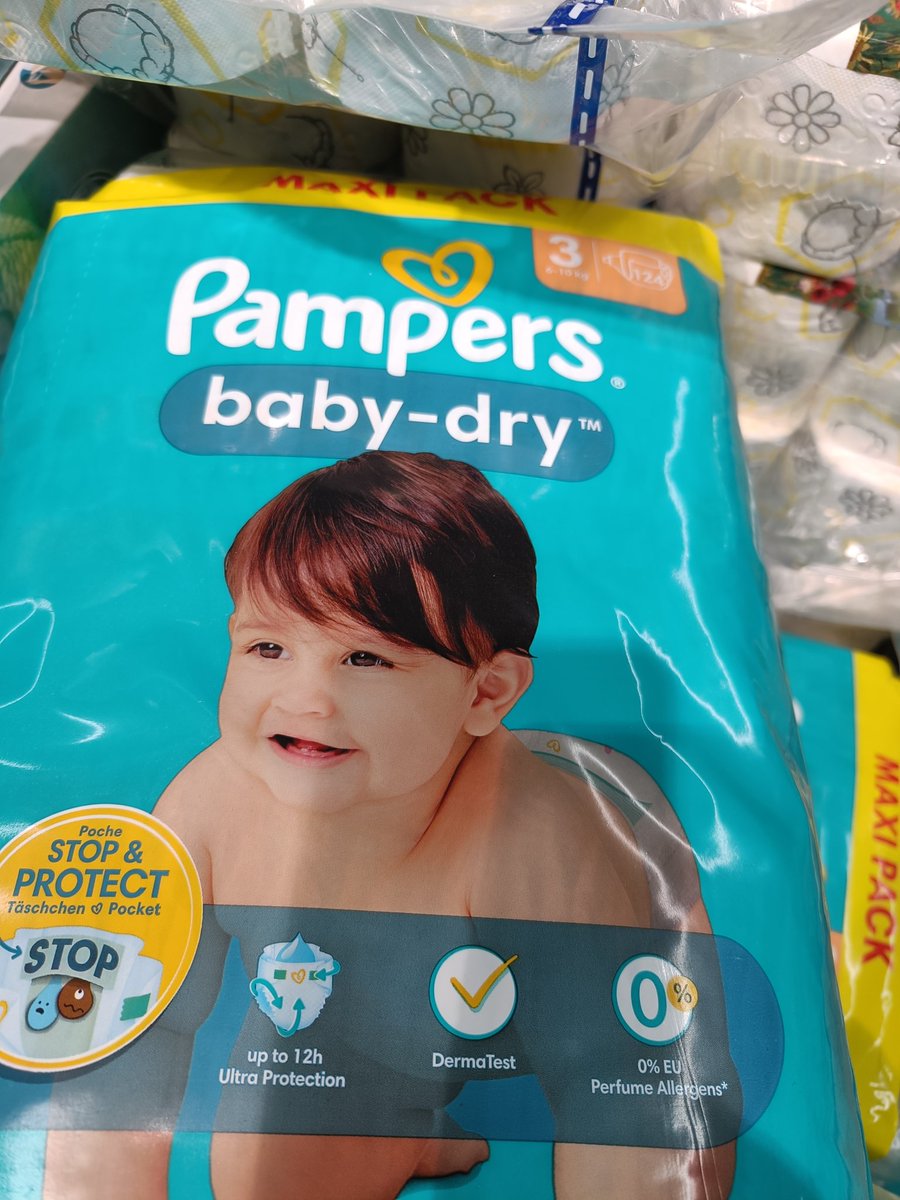 _Affe_mit_Waffe's tweet photo. Was ist los mit den Pampers Babys? Die wurden einfach komplett in Alpecin gebadet 🤣 https://t.co/CHsUcJmtHt