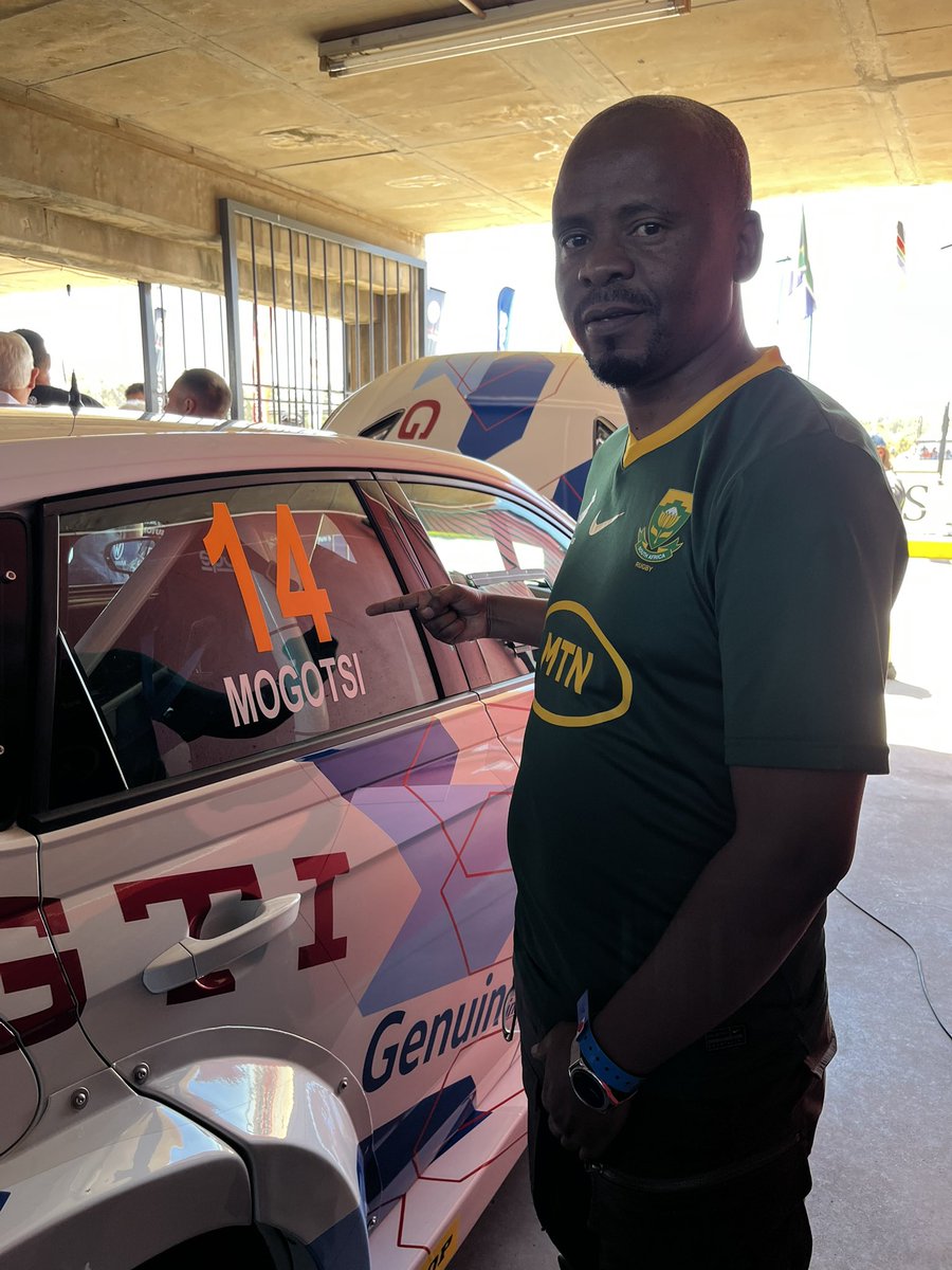 JezzaMaqasa's tweet photo. Ze #dday in the #compcare Extreme Festival at @ZwartkopsRace . All the best to my boys Jonathan Livingston Mogotsi and Brad Liebenberg Racing…Let’s GO for the juggler https://t.co/Wxkjo13G8B