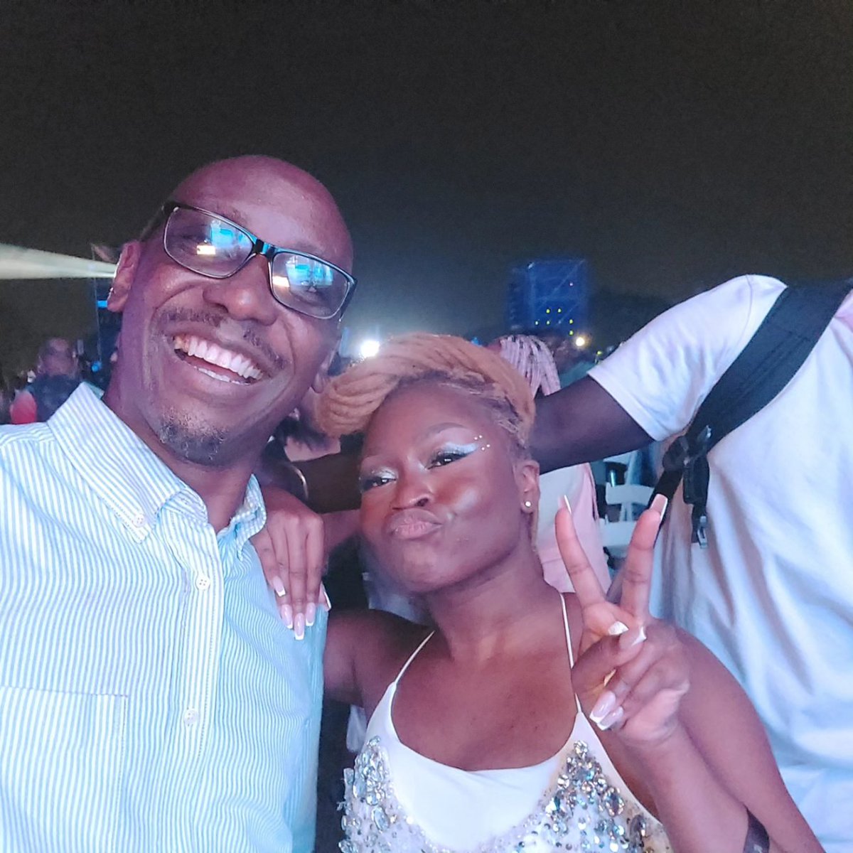 geshgroove's tweet photo. Day 1 done and dusted!#Stanbicdoesmusic @Sampa_The_Great @NeYoCompound @KamizaChikula @StanbicMusic https://t.co/teSm4kJHas