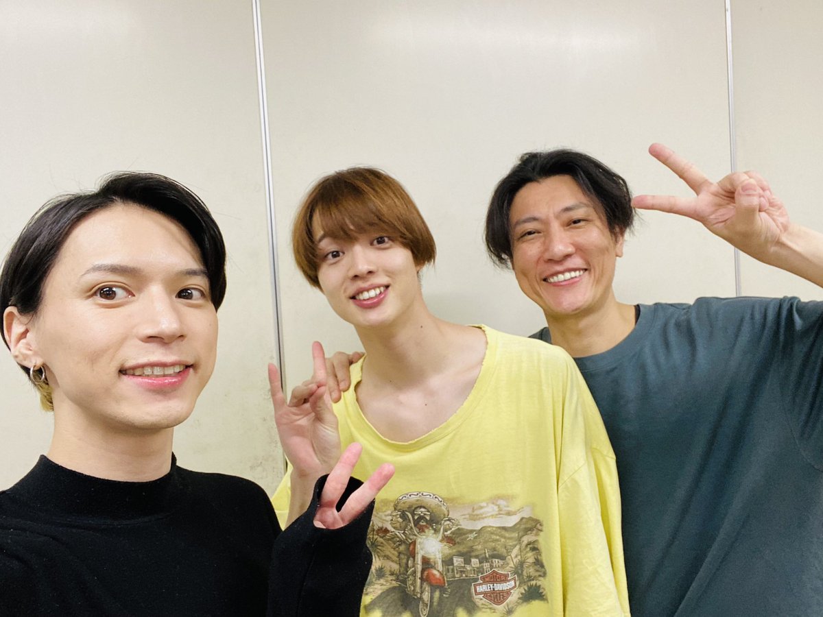 Ryo_Kitamu's tweet photo. 仮面ライダーギーツファイナルステージ
東京公演1日目

すごい熱量だったー！！
会いに来てくれた皆さま、ありがとうございました！

明日はSP公演
見届けてください🦊 https://t.co/gsvzjONBFX