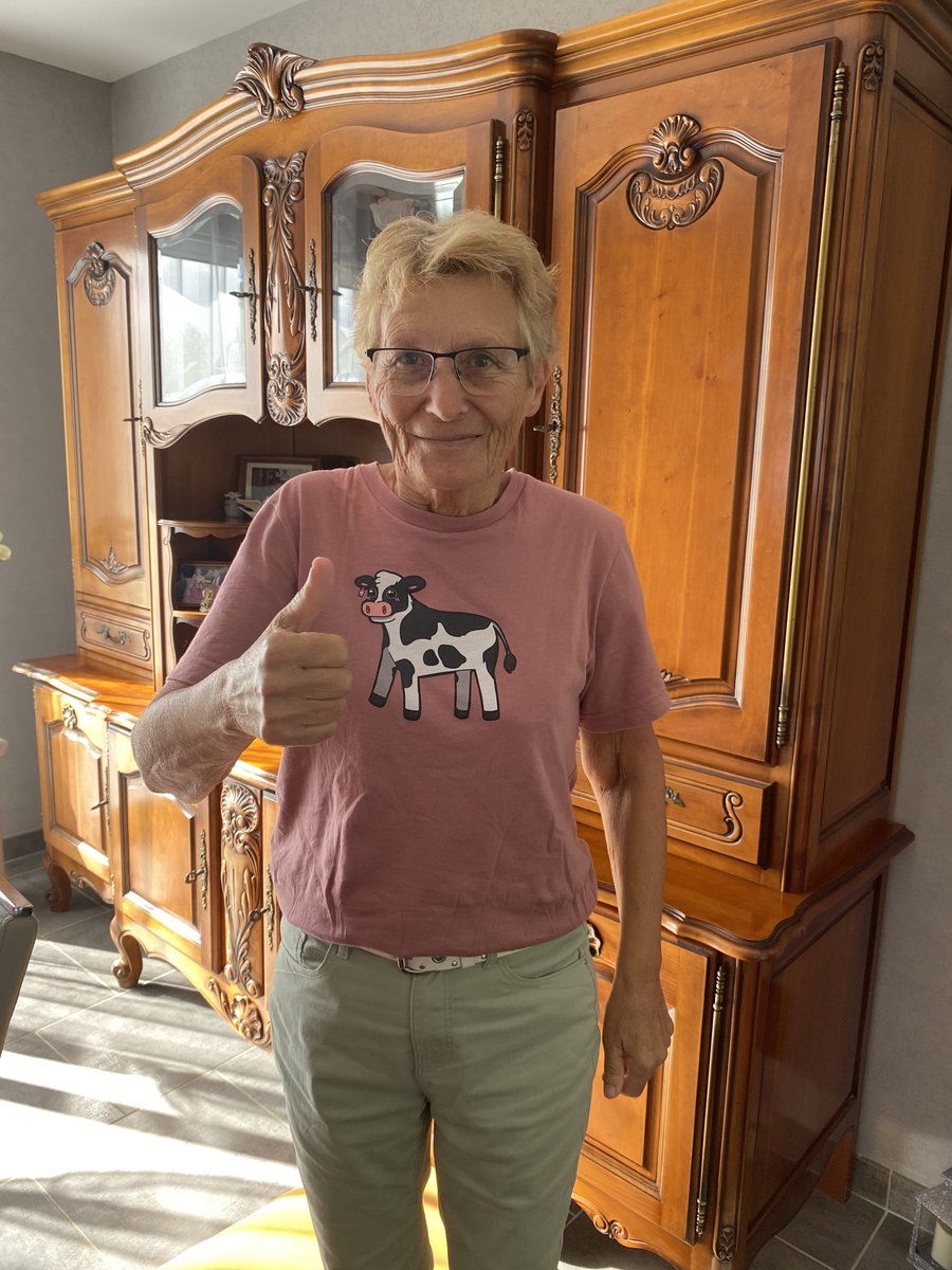 ShopJStreams's tweet photo. JacobStreams merch is great for all ages! @ItsKleanne's grandma looking great in her Shirley t-shirt 😎 https://t.co/1HyXn4ivZl