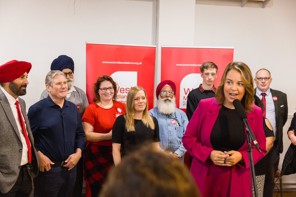 This week <a href="/Keir_Starmer/">Keir Starmer</a> visited Tamworth to back <a href="/SarahEdwardsTam/">Sarah Edwards for Tamworth</a> plan to deliver a fresh start.

We need you to join the campaign trail and help make history on Thursday 🌹

Every conversation makes a difference, sign up here: labour.org.uk/updates/storie…