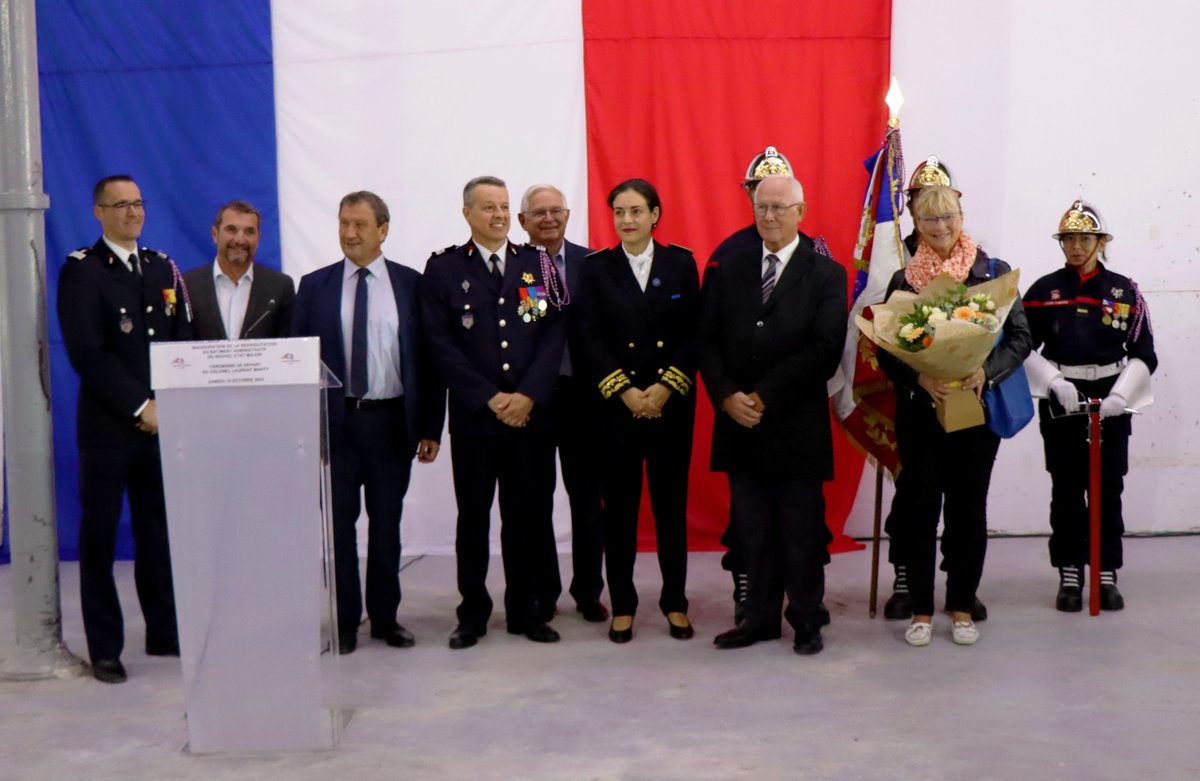 SDIS_10's tweet photo. Ce matin a eu lieu l'inauguration de la réhabilitation du bâtiment administratif du nouvel état-major et le départ du colonel Laurent Marty en présence de Mme Dindar @Prefet_10, M. Pichery @AubeDepartement, colonel @KochMaxime, directeur départemental adjoint et de nombreux élus https://t.co/NTsq9WHHK4