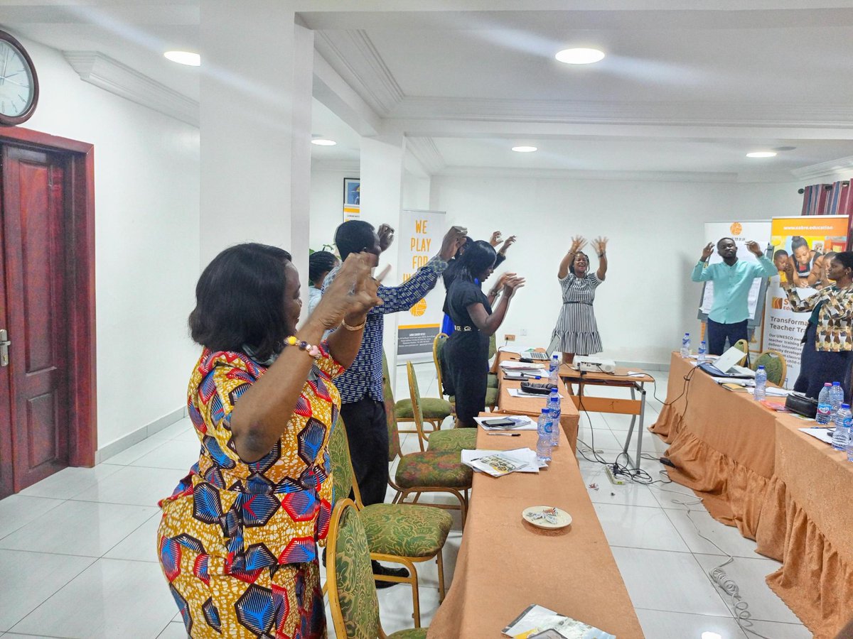 In collaboration w/ @SabreEducation, @VVOBvzw, & @AfriKids, we conducted a workshop for selected school management committee members from partner schools on how to facilitate leadership communities of practice to encourage best practice sharing on play-based learning. #playsaves