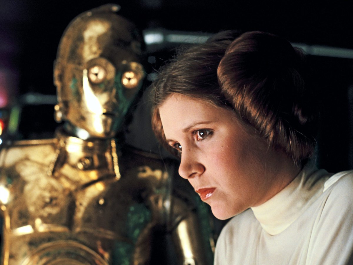 Starwars0nly's tweet image. Poetic Luke &amp;amp; Leia got Anakin &amp;amp; Padmé's droids in C3PO &amp;amp; R2D2 🫶🏻