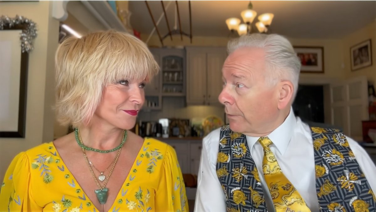 Toyah & Robert's Upbeat Moments, premieres now! youtube.com/watch?v=ycHpZ5…