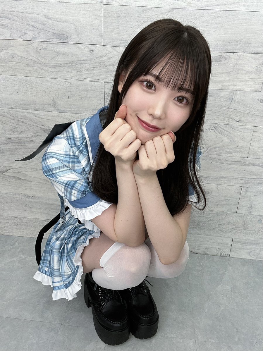 _ishikawamio_'s tweet photo. 初めての即売会！
小悪魔アイドルみおっちでした😈(ハロウィ���要素)
たくさんの人が来てくれて嬉しかった🫶🏻
みんなから2周年のお祝いしてもらえてハッピー🥹
好評ならまたやろっかな💭 https://t.co/7KoK2AJCA1