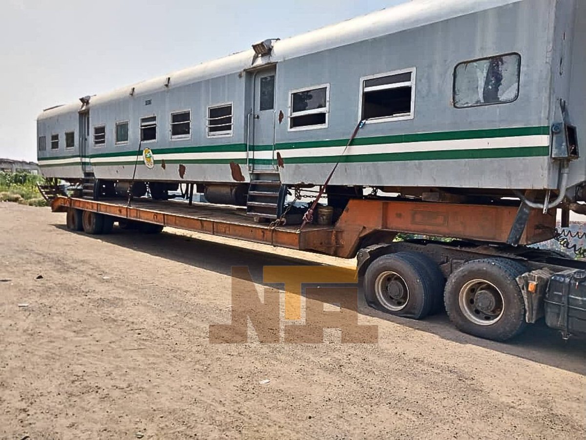 NTANewsNow's tweet photo. News Flash
Suspected theft of train coaches of the Nigerian Railway Corporation foiled at Maiduguri Railway Terminus following a tip-off of good samaritans, suspects apprehended by the police. https://t.co/2SqFXHmDqd