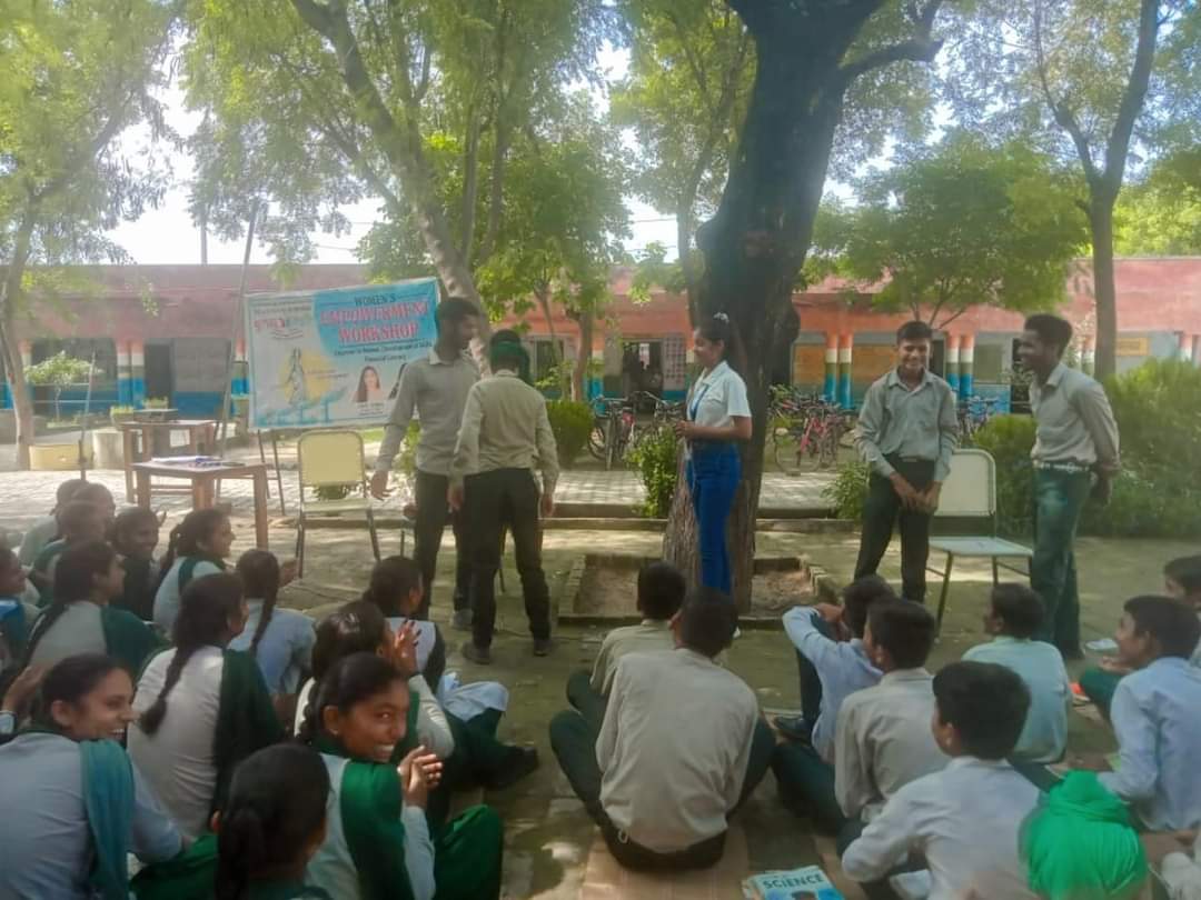bulandudaanorg's tweet photo. 𝐖𝐨𝐦𝐞𝐧 𝐄𝐦𝐩𝐨𝐰𝐞𝐫𝐦𝐞𝐧𝐭 𝐖𝐨𝐫𝐤𝐬𝐡𝐨𝐩 𝐢𝐧 𝐆.𝐒.𝐒 𝐒. 𝐇𝐢𝐣𝐫𝐚𝐰𝐚𝐧 𝐤𝐡𝐮𝐫𝐝
#womenempowermentevent #socialcause #INDvPAK #learning #india #Talkopenly #awareness #indina #bharat #women #mentallystrong #leadershipskills #skilldevelopment #youthempowerment https://t.co/Kj29QZWZK6