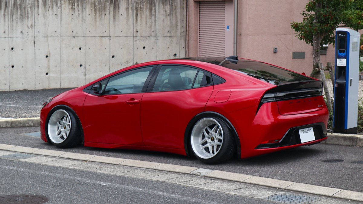 wpcs_OL's tweet photo. ・
New Style
・
suspension
326Power チャクリキdamper
・
wheels
326Power 
ヤバKING GHOST ブチSPOKE
〜3D brushed〜
・
・
・
まだまだ完璧ではありませんが
一旦終了です
制作関係者の皆様には
感謝しかありません🙇 https://t.co/zu55Uvzzjo