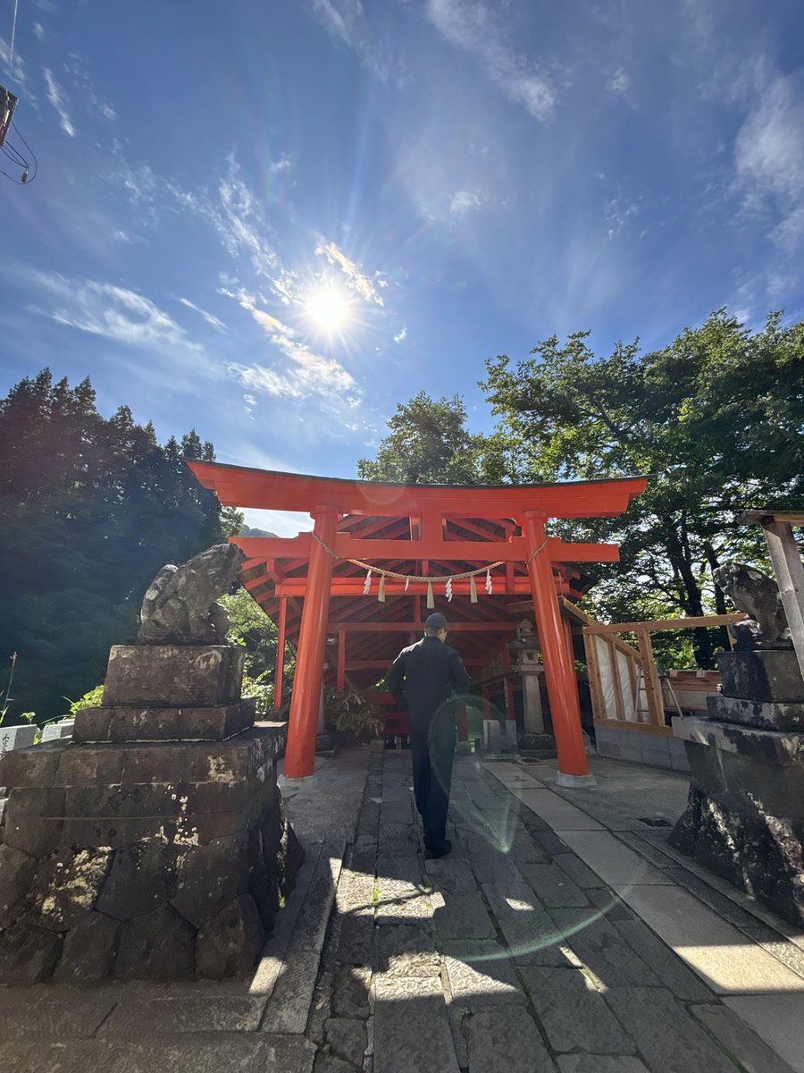 sanoreofficial's tweet photo. #GENERATIONS
#THEBEST
#新潟
#高龍神社 https://t.co/9vSmnr1Bcs