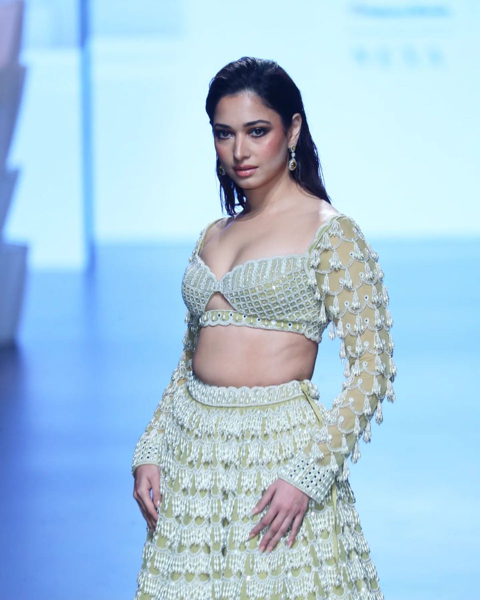 bollyXtelly's tweet photo. #Rakulpreetsingh and #TamannaahBhatia at #LakmeFashionWeek2023 💫 https://t.co/PVO1lKoOdb