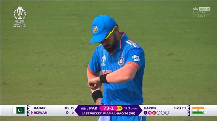 Lassidaycafe's tweet photo. Me waiting for my friend jo mujhe treat dene wala tha

#INDvsPAK #ViratKohli𓃵 #ICCCricketWorldCup23 #WorldCup2023 https://t.co/vdT02hCaI1