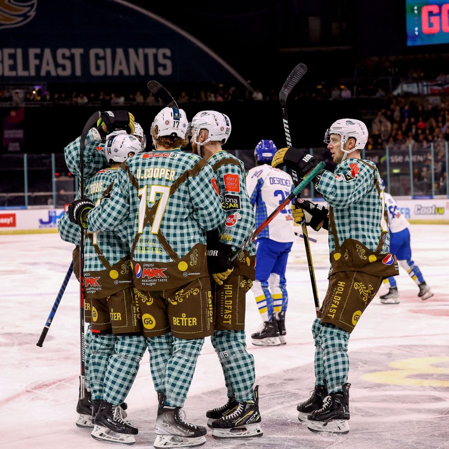 Stickman_hockey's tweet photo. So when you really love me
You should bring me Edelweiss

#TopicalHumour or #35YearOldPopCultureReference https://t.co/PHmZyTQpEC