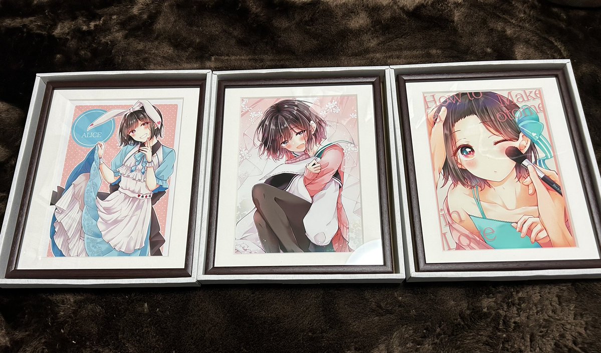 RcLyMia's tweet photo. 万丈先生！高精彩複製原画届きました！！💕
綺麗で魅力的な仕上がりになってて素晴らしいです大満足です！！🥰
もうみた瞬間思わず声がでました笑
部屋の壁にさっそく飾って癒されてます！
こういった機会をいただき感謝しかありません！ありがとうございます！
@azusa_banjo 
#おとつく https://t.co/nImleL71mZ