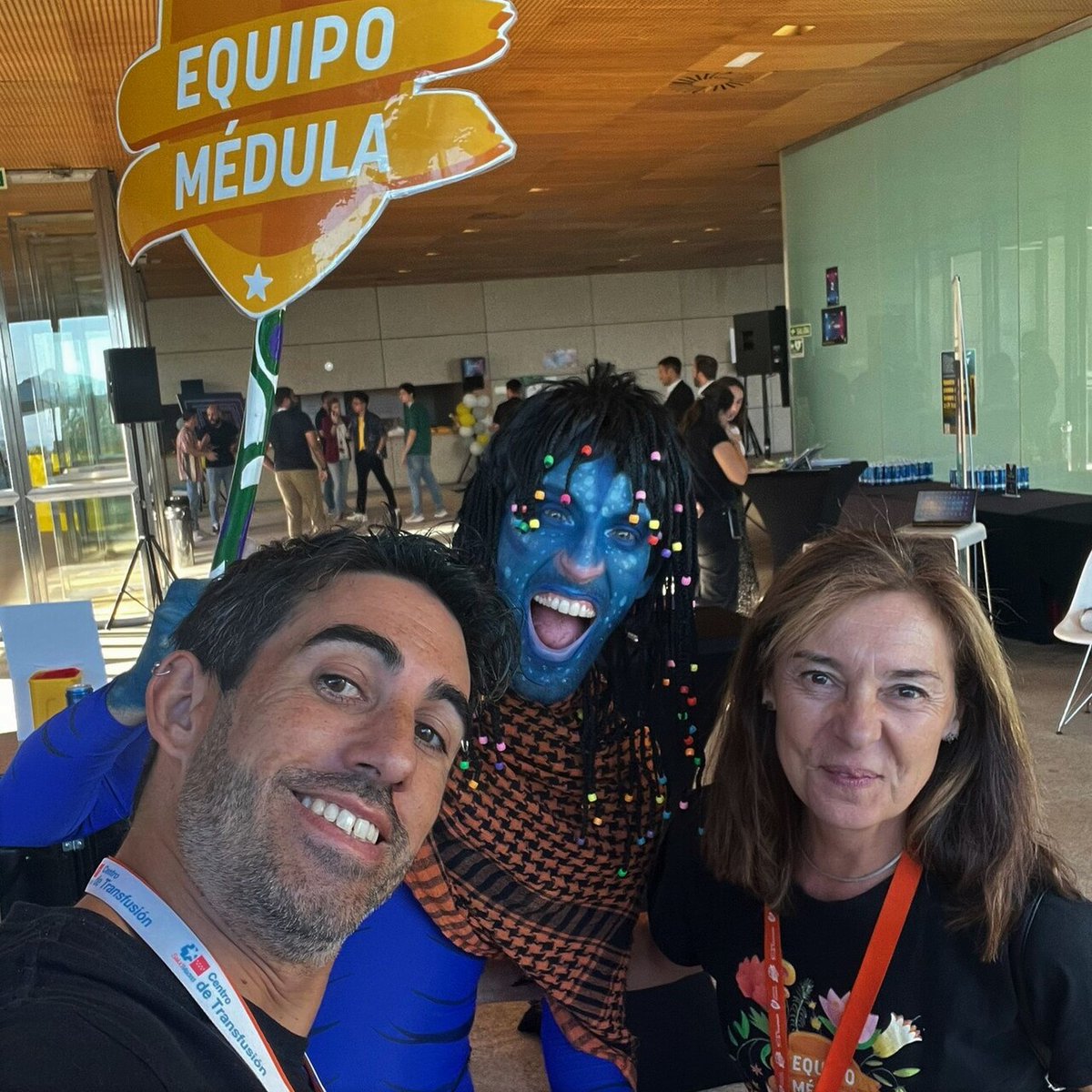 El pasado 6 de octubre nos trasladamos al #ElEscorial para celebrar la incorporación de más de 400 nuevos profesionales a #WelcomeEYFamily 💛

🔸 Gracias a la organización y a todos los que pasasteis por nuestro stand informativo. Sois los futuros donantes.
<a href="/EY_Spain/">EY Spain</a>  #DonaMédula