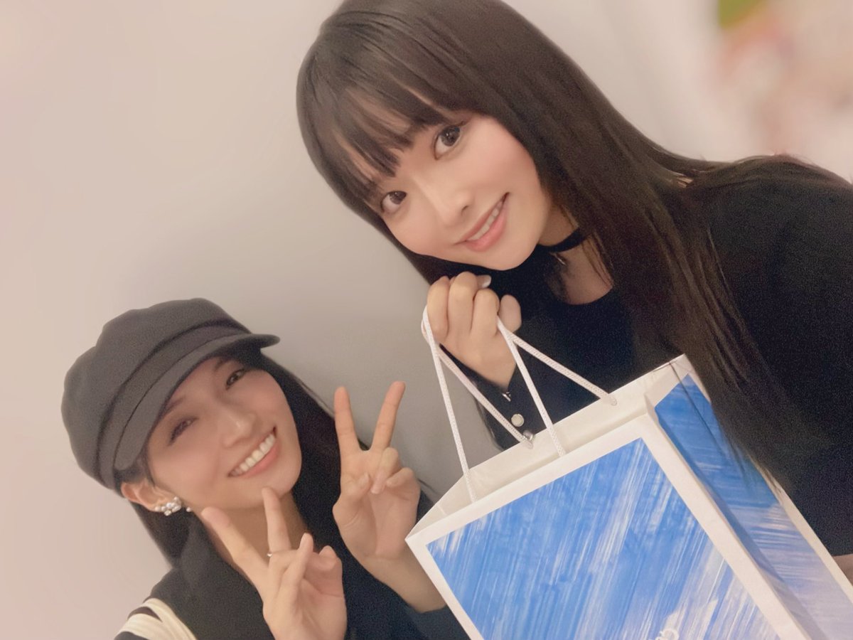 双子とインスタ用写真撮影してきた！ しーちゃんから少し早めの誕生日