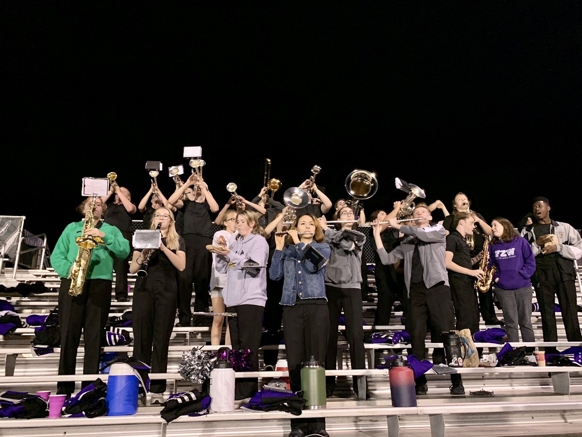 FZW Band tweet media