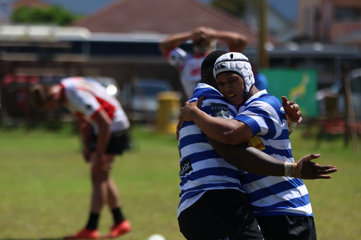 Half-time at City Park where it is has been all action in the first half of the SA Rugby U21 Cup Final. Three tries and two yellow cards for DHL WP U21 as they take a 24-15 lead into the break. #wpjoulekkerding #dhldelivers