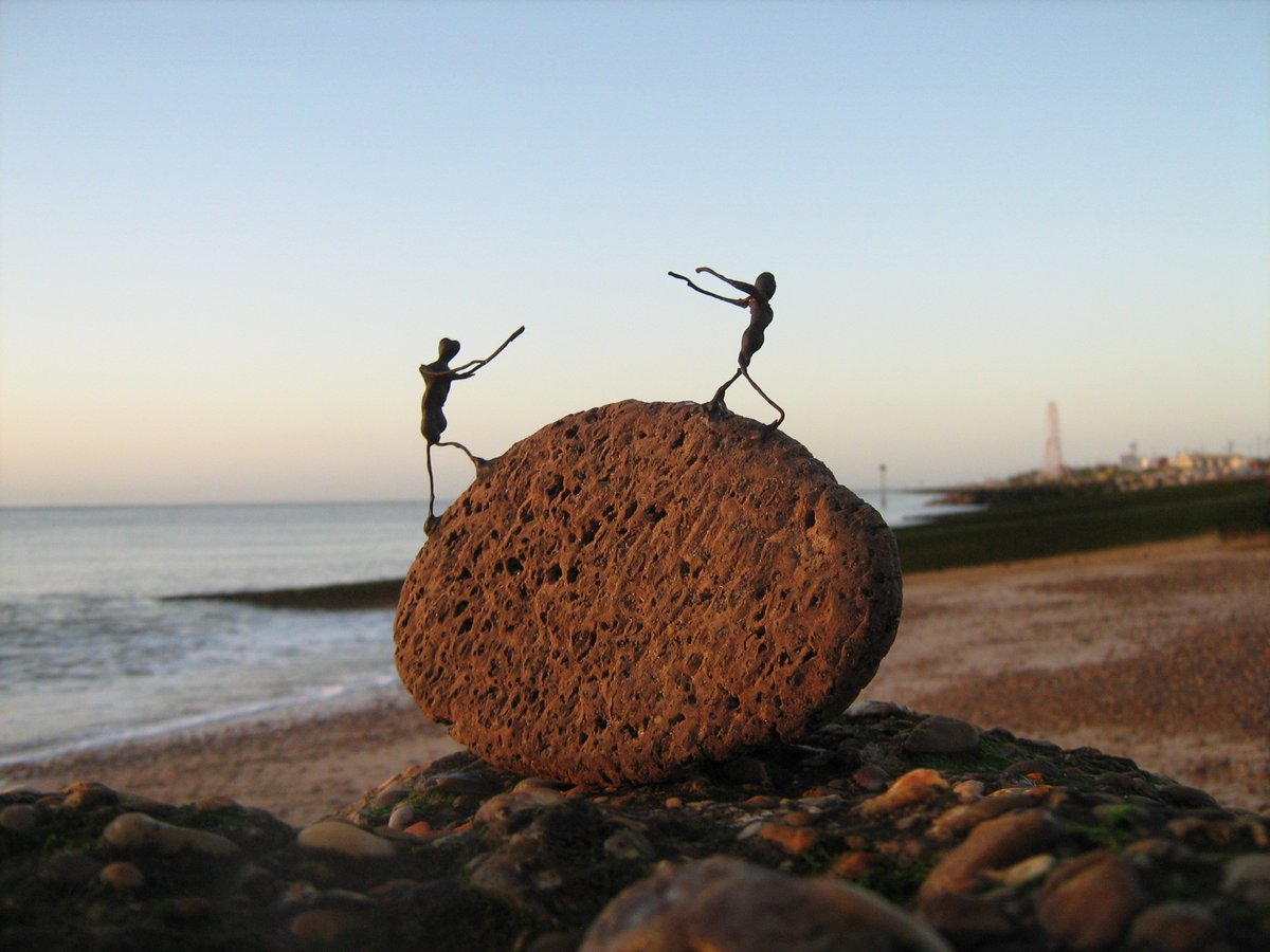 jonnyald's tweet photo. down at Felixstowe beach #calmseas #warmsun #seametal #art #projects #Etsy #shop #lifesgreat #suffolk #coast https://t.co/lEkldlmDws