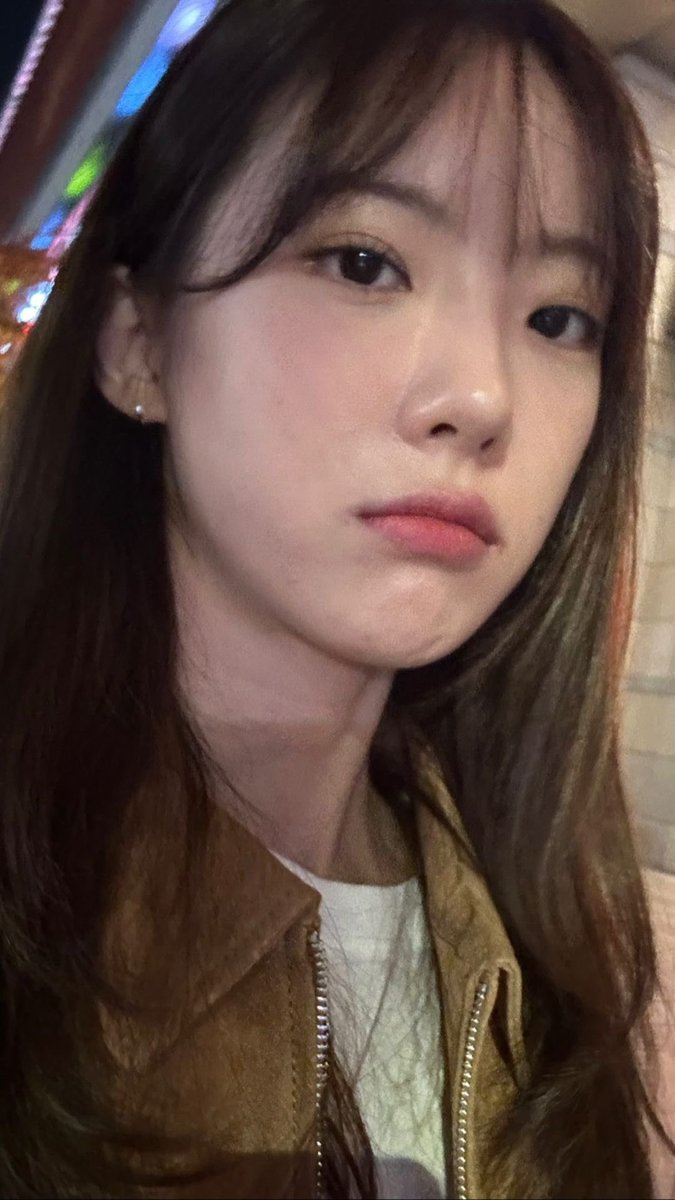 thinkerluda's tweet photo. SHE CUTE https://t.co/lnPqBqZeKp