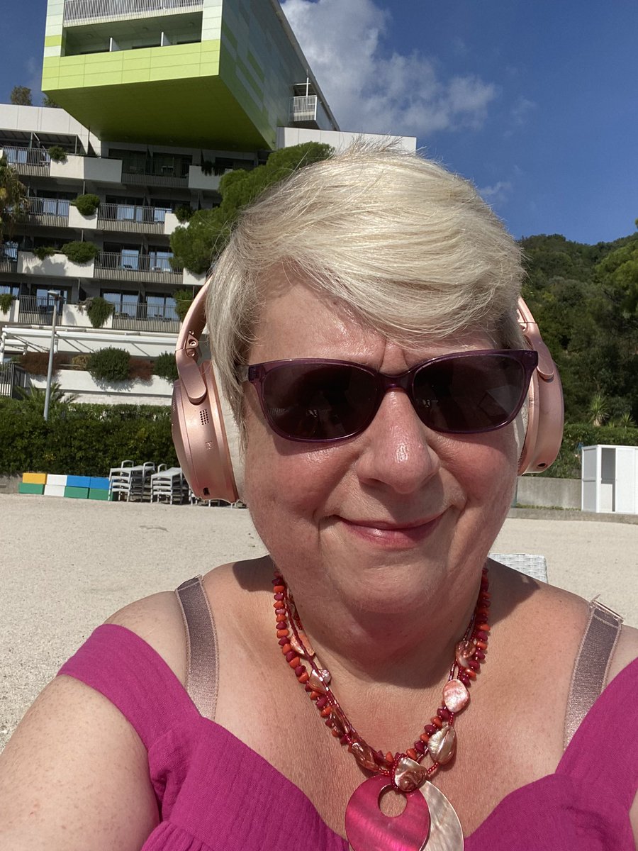 Lesley Goodburn tweet media