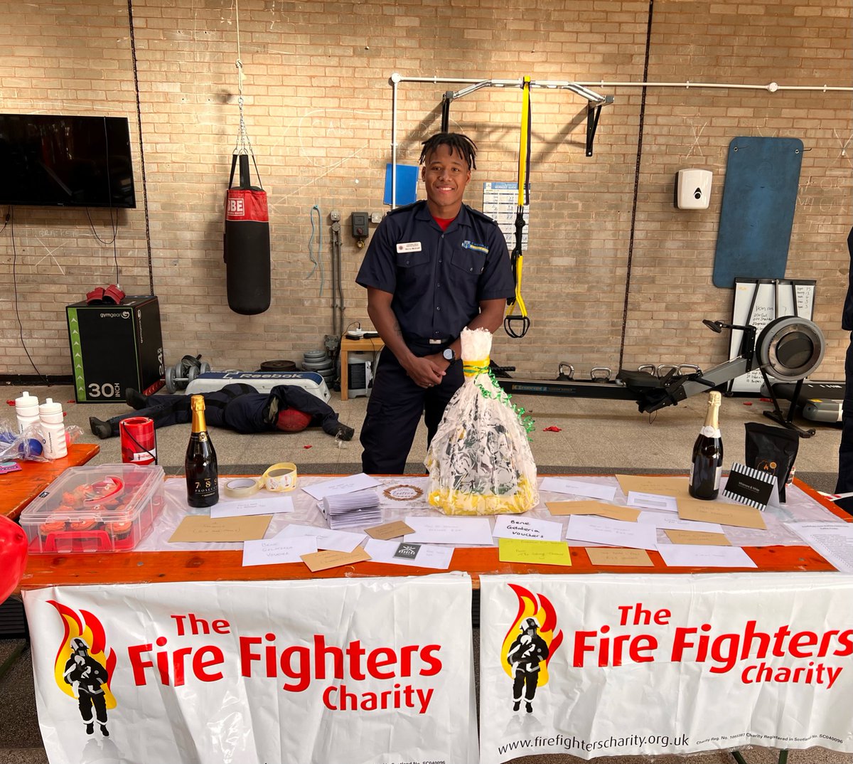 Come down and buy some tickets for our raffle, all money going to the Firefighters Charity!

Thank you so much to all our local business for donating such wonderful prizes, a special thank you to Bene Gelateria and Main Street Kitchen for their time and generous contributions🍕🍦