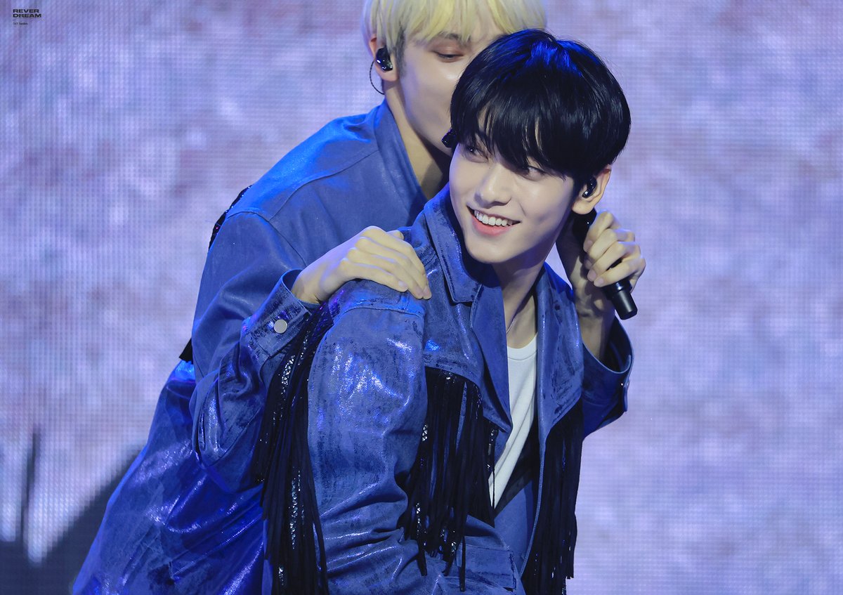 reverdream1205's tweet photo. 231014  껌딱지즈  #수빈 #SOOBIN #TXT #투바투 #투모로우바이투게더 https://t.co/7qzz6FSvQN