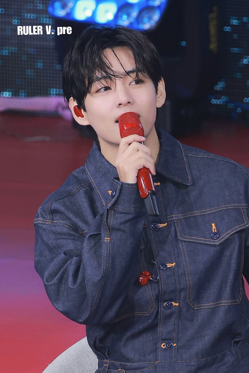 RULER_V's tweet photo. [PREVIEW] 231014 FM❤️
#방탄소년단뷔 #BTSV #김태형 #TAEHYUNG #방탄소년단 #BTS⁠
@BTS_twt https://t.co/j3ILrYJ9iQ
