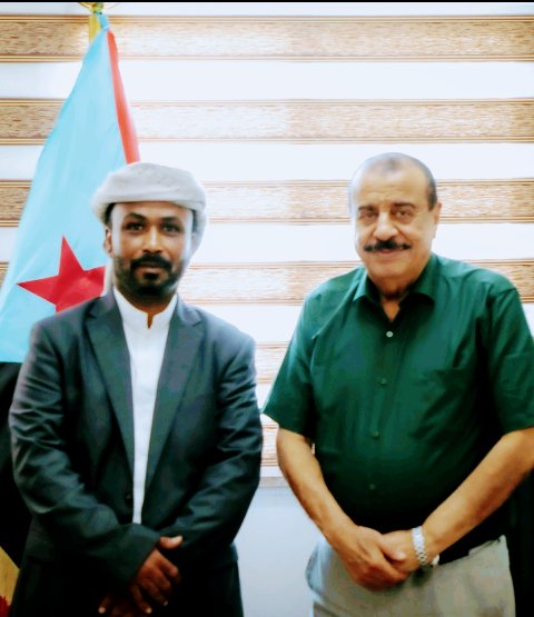 HsynBazhyr53225's tweet photo. السلام عليكم ورحمة الله وبركاته. 
مساء الحرية والاستقلال الثاني ..
سنرفع الستار ونعلن الانتصار ..
برفقة قائدي المجاهد السني البطل اللواء أحمد سعيد بن بريك نائب رئيس المجلس الانتقالي الجنوبي .. https://t.co/a1K1e2armi