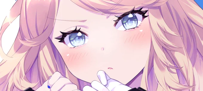 ほっぺの光をフェイスペイントみたくにしてみたんだけど意外と可愛かった 
