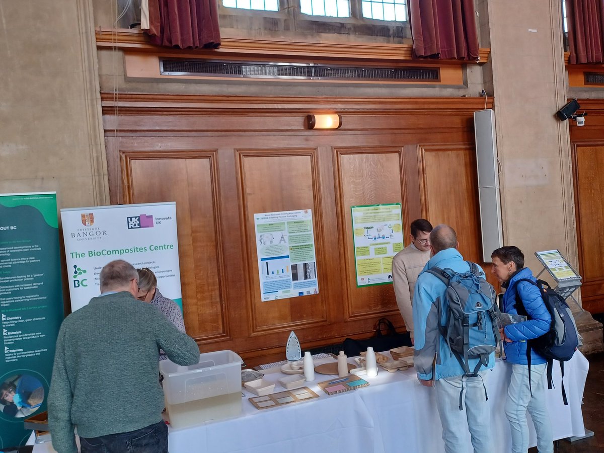 Scifencer's tweet photo. Good to see so many people excited to hear about the advances being made with paper packaging at Bangor University community day, despite the draw of face painting and sea life! @TransFIReHub @BCBangor @BangorUni https://t.co/jZ03mmqTzw