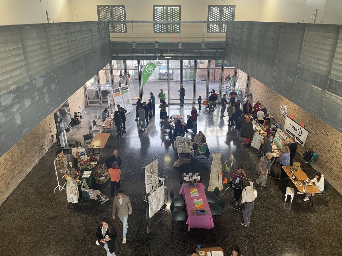 HannahMLambert's tweet photo. Great to host ⁦@wandbc⁩ Reuse and Repair Fair today in the ⁦@RCA⁩ Hangar in Battersea. Lots of great local organisations sharing info about ways to repair, repurpose, reuse, recycle and upcycle your everyday items. https://t.co/xLAsKHqXU7