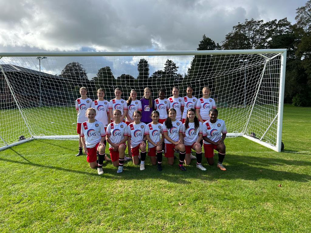 WestMidsMCSFA's tweet photo. Great start for the u14s away at Oxfordshire in the national competition. 5-0 win to progress to the next round. Goals from Lily Jaynes, Sienna Bowen, Darcy Jones, Lexi Rai and London Green. #wereonourway #esfacup https://t.co/mTQ5VHbLDS