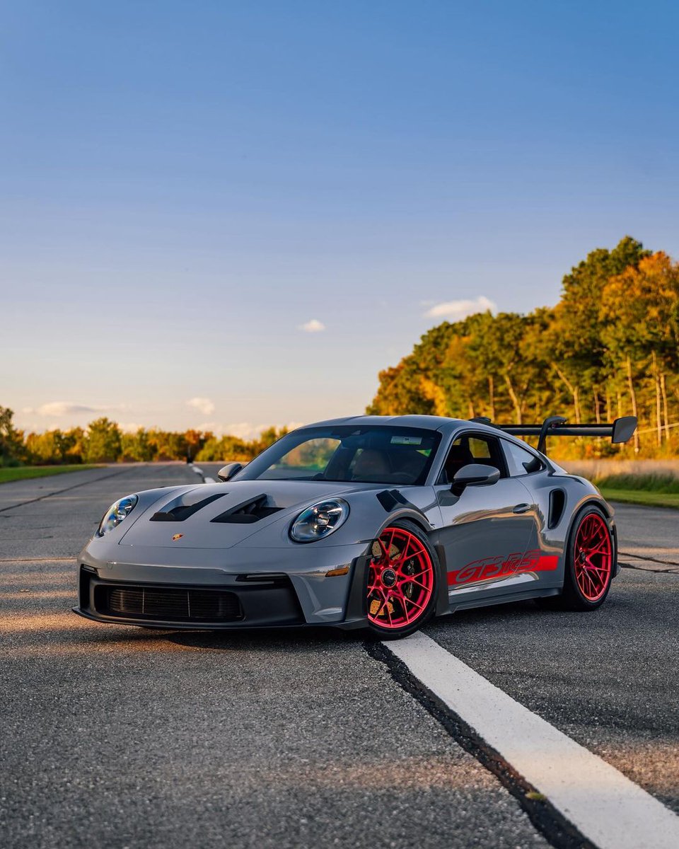 YoshimuraJDM's tweet photo. Na, increíble el 992 😍 https://t.co/CCeD2cvjCQ