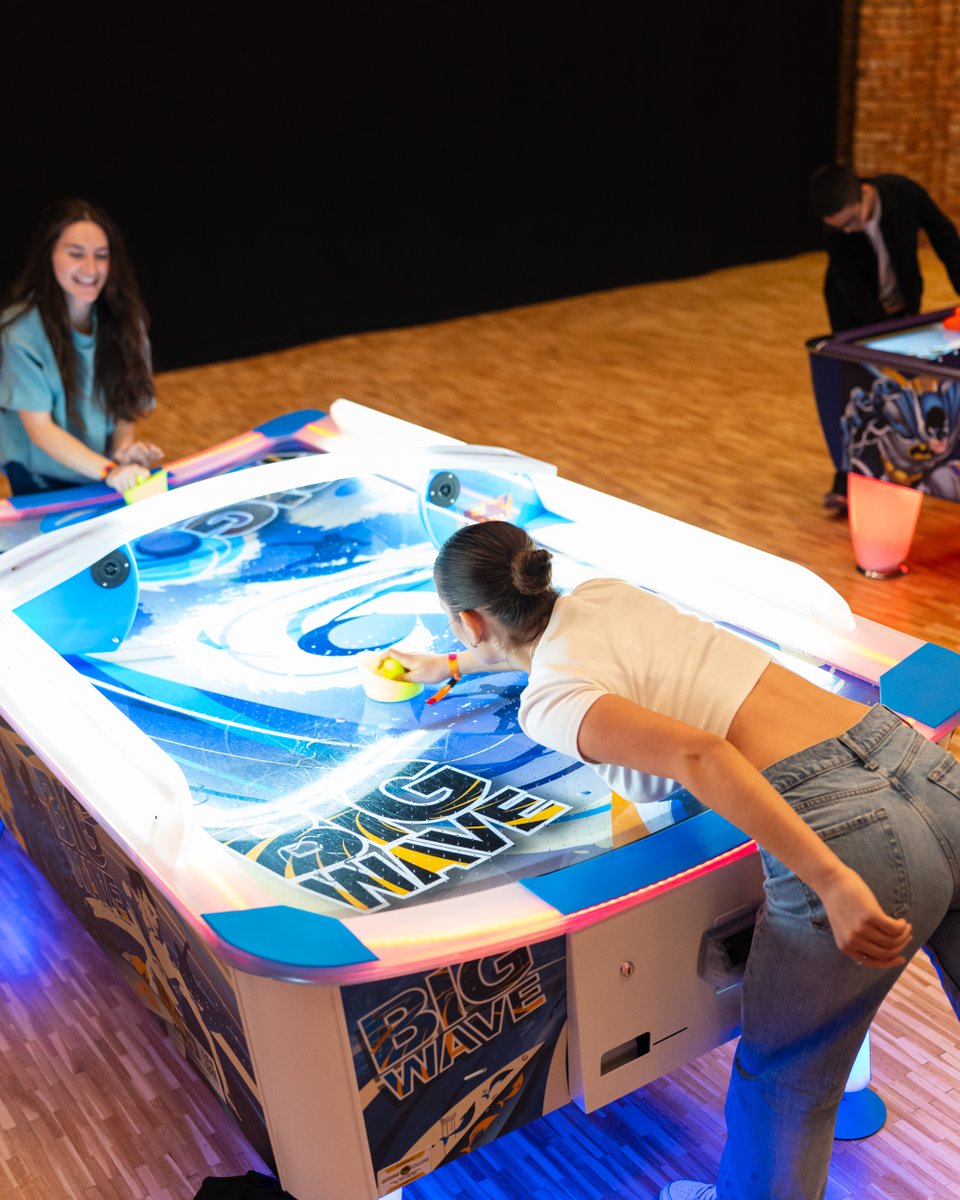 XPortalesports's tweet image. 🔥 Pas një ndeshje epike, Starlabs fiton ICT Charity Tournament. 

🕹Ndërkohë, miqtë tanë nga HyperActive na kan sjellë arcade më të fundit për të gjithë ata që janë pjesë e turneut.

📍 Klan Arena
📺 Live në: twitch.tv/xportalesports 

#KosICT #EsportsKosova