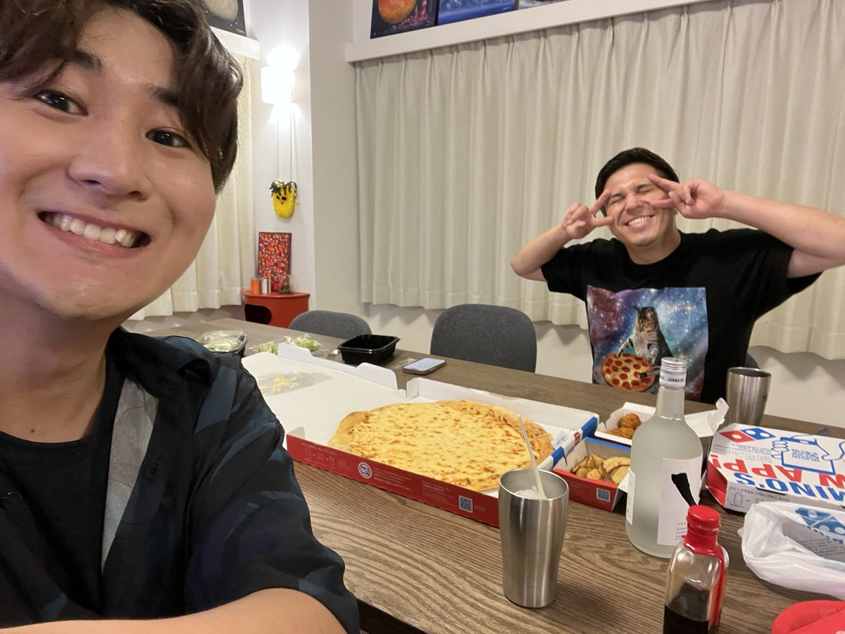 GiantSUBAru's tweet photo. 友達の廣瀬裕也くんとお邪魔してきました！ヒロちゃんがライブの5億倍緊張してました🤣 https://t.co/zyIUglu1UL