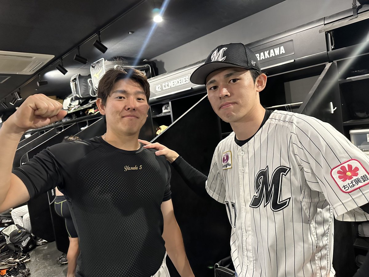 chibalotte_pr's tweet photo. パーソル CS パ ファーストステージの開幕投手を務めた #佐々木朗希 投手！ 3回無安打と好投し、大事な初戦の勝利を呼び込みました！ そして2安打2打点と、レギュラーシーズン最終戦の勢いそのままに、チームを勝利に導いた #安田尚憲 選手！
#chibalotte #広報 https://t.co/pYkcsJhujo