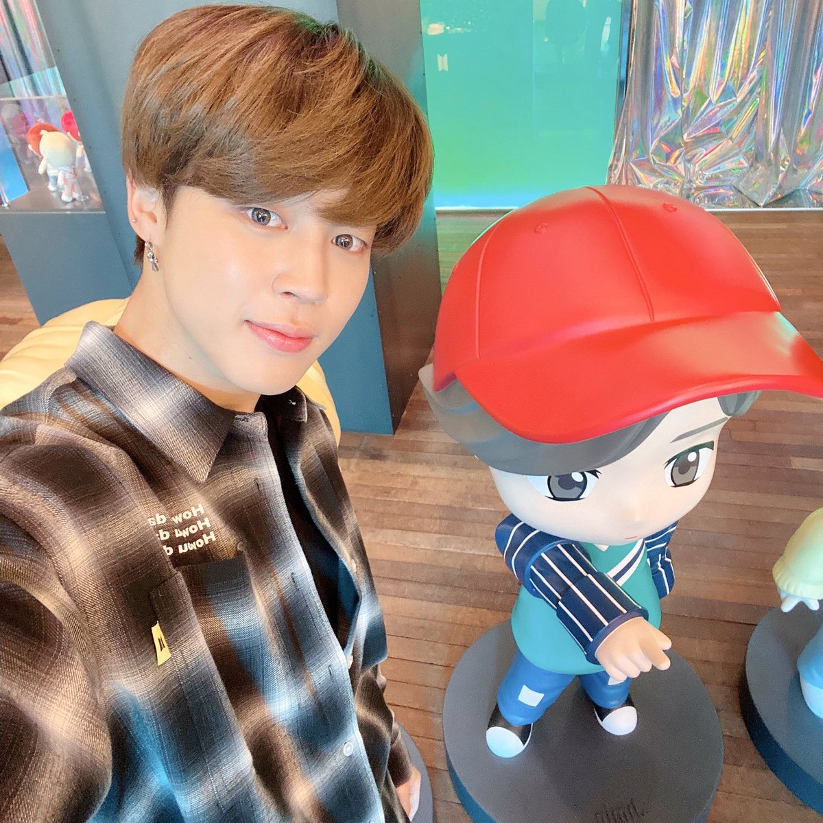 UNIverse_Lab7's tweet photo. HAPPY JIMINDAY💐(出遅れ) https://t.co/Y6X1RV3lit