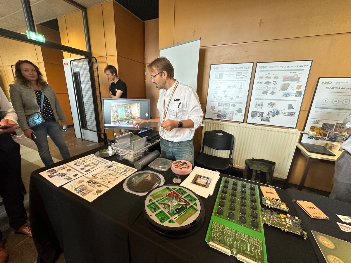 La <a href="/FeteScience/">Fête de la science</a> bat son plein avec le week-end du Village des Sciences sur le campus 2 de <a href="/Universite_Caen/">Université de Caen Normandie</a> : 80 opérations, 20 laboratoires mobilisés, parcours étudié pour plus de 1000 scolaires. Merci à toutes celles &amp; tous ceux qui année après année entretiennent cette flamme !