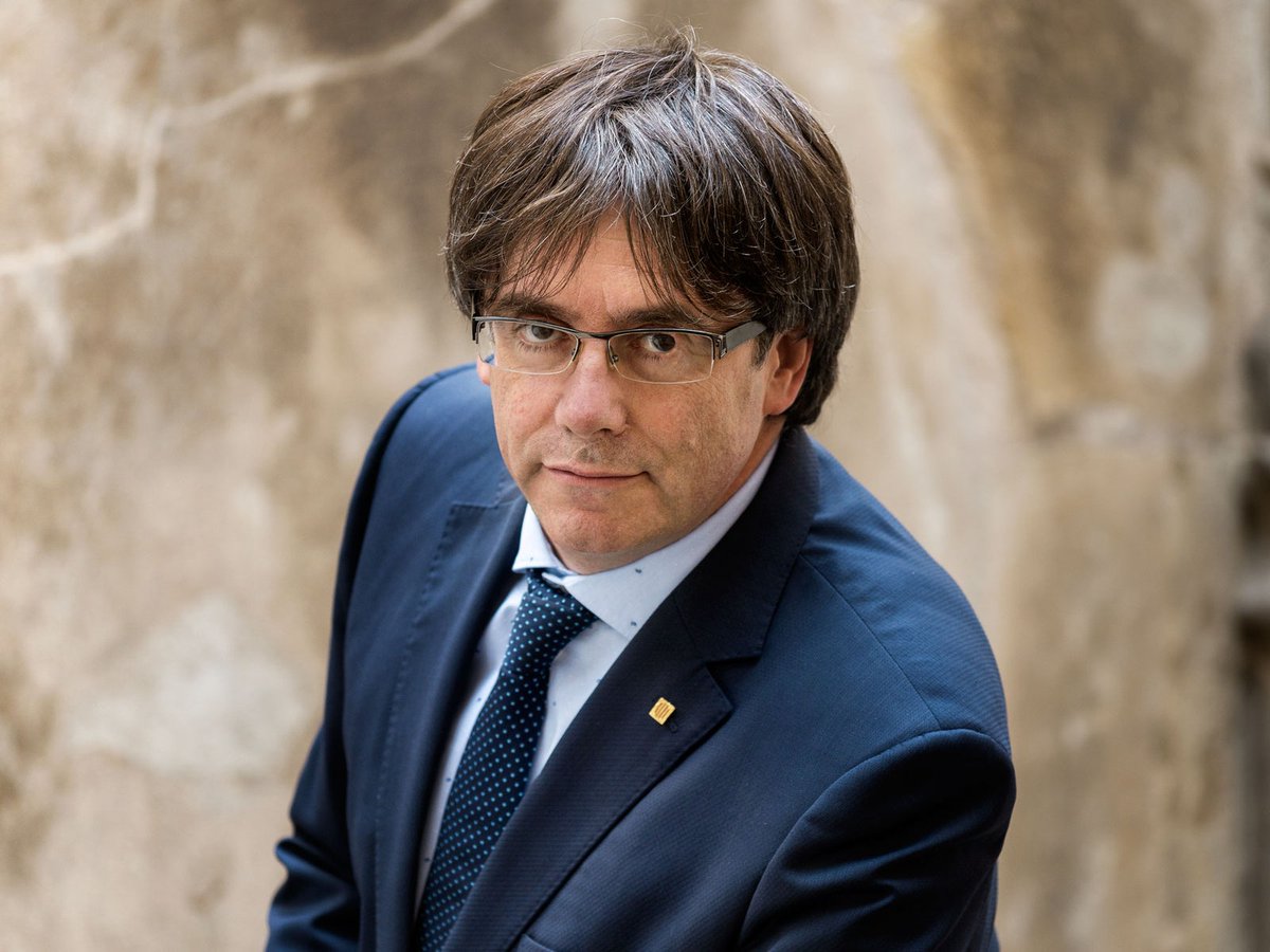 jordigalves's tweet photo. L'amnistia només beneficia personalment Carles Puigdemont @KRLS . És l'únic que se'n beneficia políticament, així es podrà presentar novament a les eleccions. És una autèntica emergència perquè si no torna a sortir escollit eurodiputat es queda sense feina i encara no es pot jubilar. Jo, que sempre l'havia votat i havia demanat el vot per ell, ara no ho faré. Perquè no m'agrada que m'enganyin cada vegada que obren la boca.