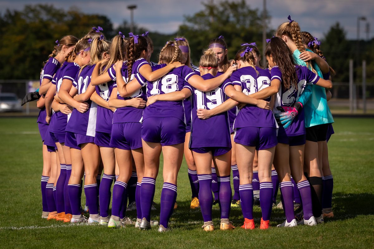 🚨MATCHDAY🚨

🆚 Medina
⏰ JV B 3:00 | JV 5:00 | Varsity 7:00
📍 Ken Dukes Stadium
       777 East Union Street
       Medina, Ohio 44256
🎟️ medinabees.org/Page/432

Cash sales will be available at the gate.

Last regular season game, LET’S GO BEARS!! 💛💜