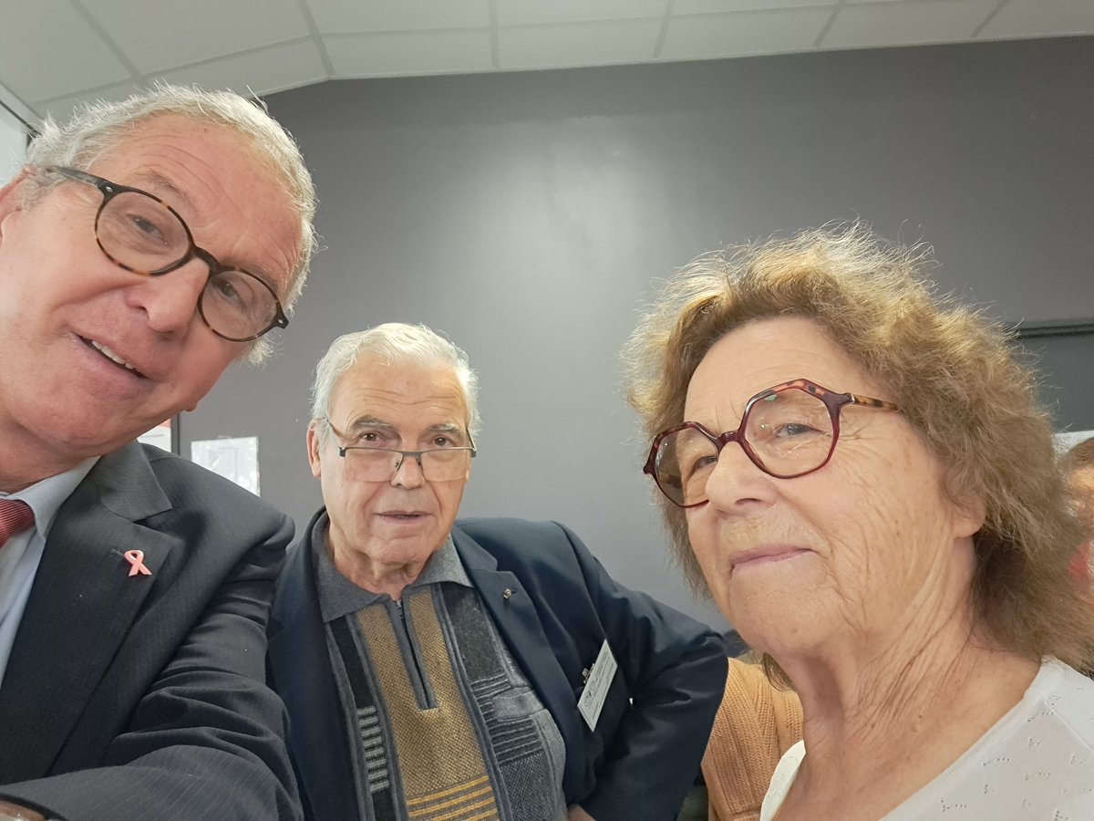 olivier jardé (@olivierjarde) on Twitter photo Vente solidaire avec la participation de #Picardietogo et donc de la famille Sourdiaux pour aider financièrement l'école Victoria du Togo <a href="/MargauxDeletre/">Margaux Delétré</a> <a href="/PaulEricDecle/">Paul-Eric Dècle</a> Vente solidaire avec la participation de #Picardietogo et donc de la famille Sourdiaux pour aider financièrement l'école Victoria du Togo <a href="/MargauxDeletre/">Margaux Delétré</a> <a href="/PaulEricDecle/">Paul-Eric Dècle</a>