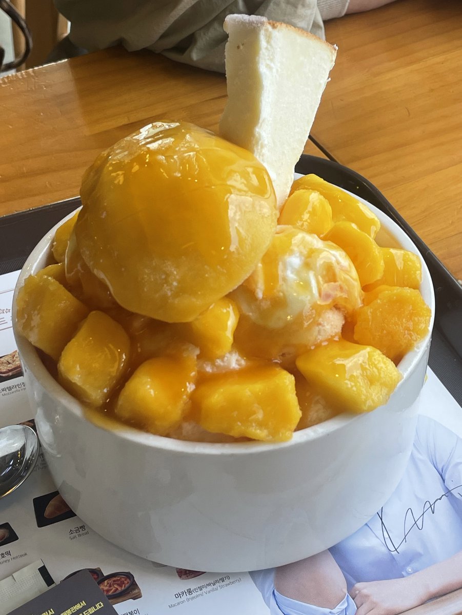 muk_yes's tweet image. 킹망고빙수 인 설빙